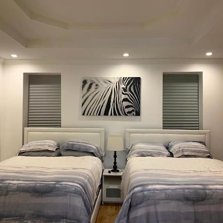 Newly Renovated Duplex Apartment 2 New York Buitenkant foto