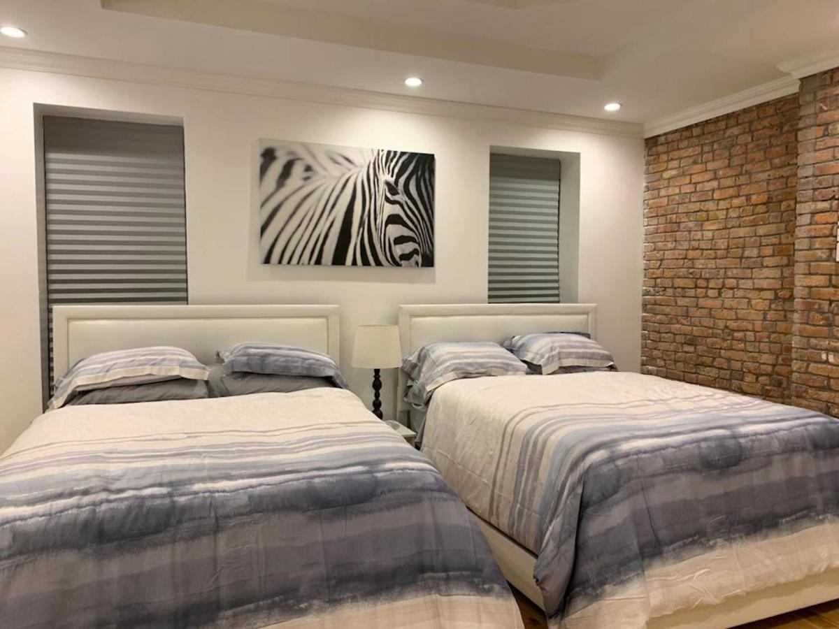 Newly Renovated Duplex Apartment 2 New York Buitenkant foto