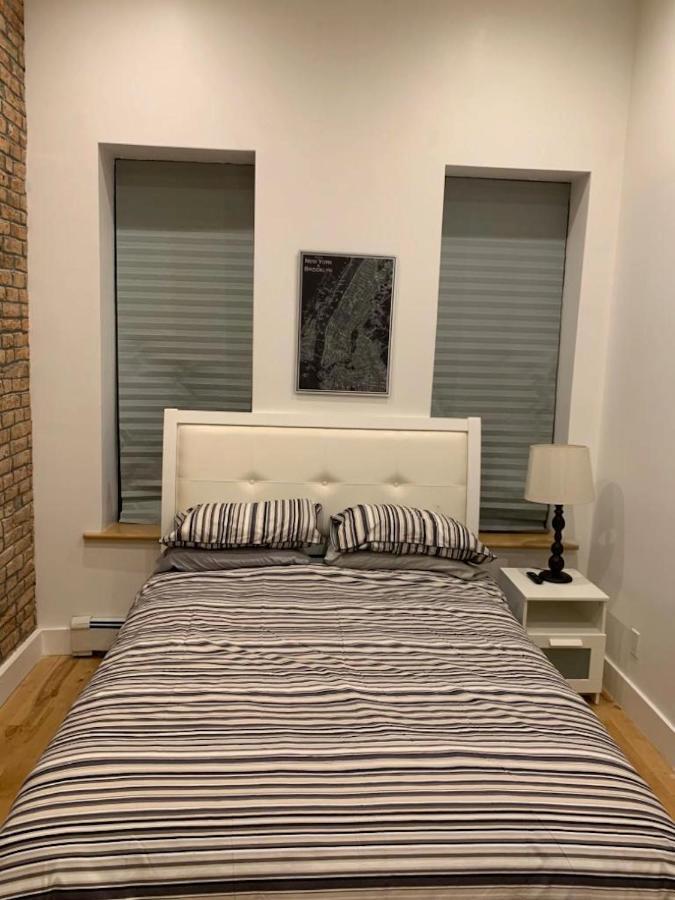 Newly Renovated Duplex Apartment 2 New York Buitenkant foto