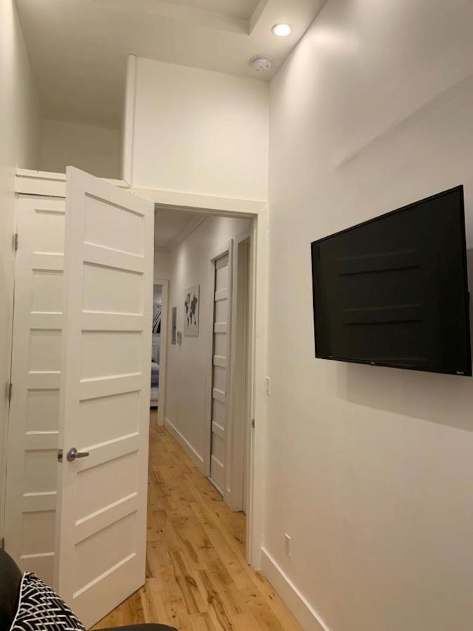Newly Renovated Duplex Apartment 2 New York Buitenkant foto